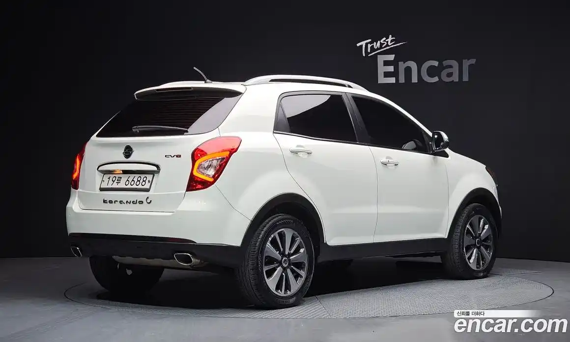 SsangYong Korando 2014 2.0 автомат (гидро), фото 2