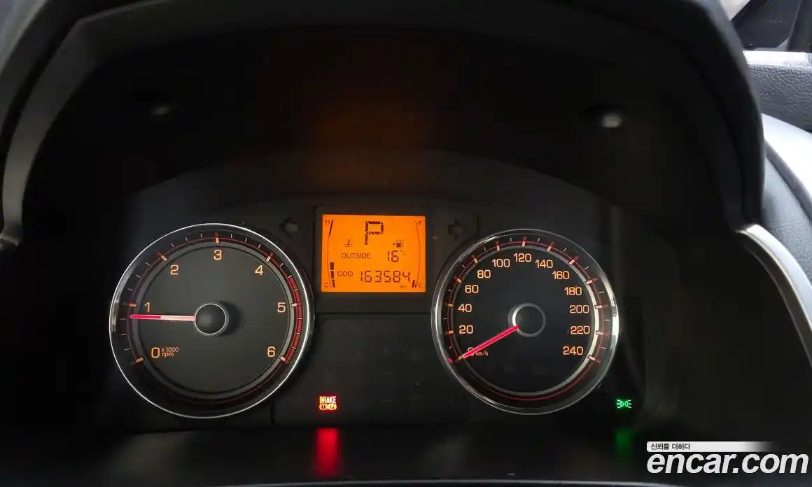 SsangYong Korando 2015 2.2 автомат (гидро), фото 8