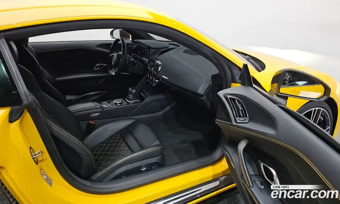 Audi R8 2021 5.2 автомат (гидро), фото 10