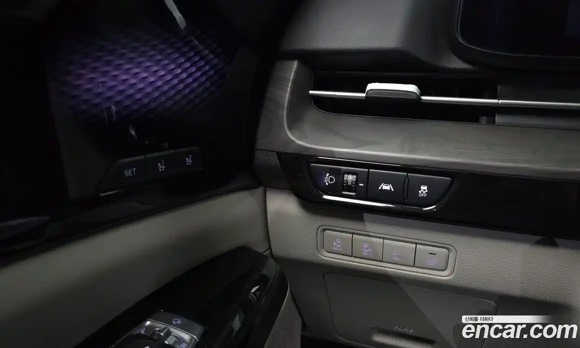 Kia Carnival 2023 2.2 автомат (гидро), фото 16
