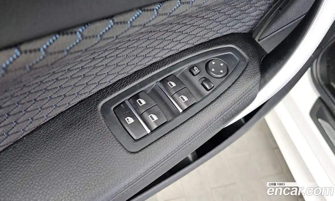 BMW 1 серия 2018 2.0 автомат (гидро), фото 29