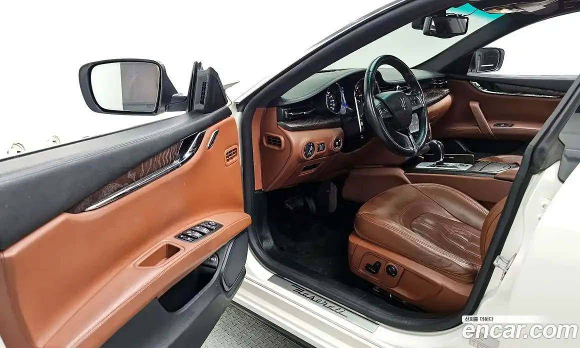 Maserati Quattroporte 2015 3.0 автомат (гидро), фото 10 Maserati Quattroporte 2015 3.0 автомат (гидро), фото 10