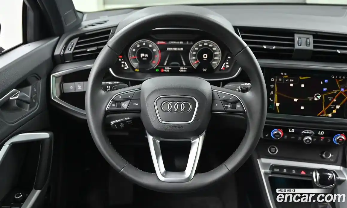 Audi Q3 2025 2.0 автомат (гидро), фото 13