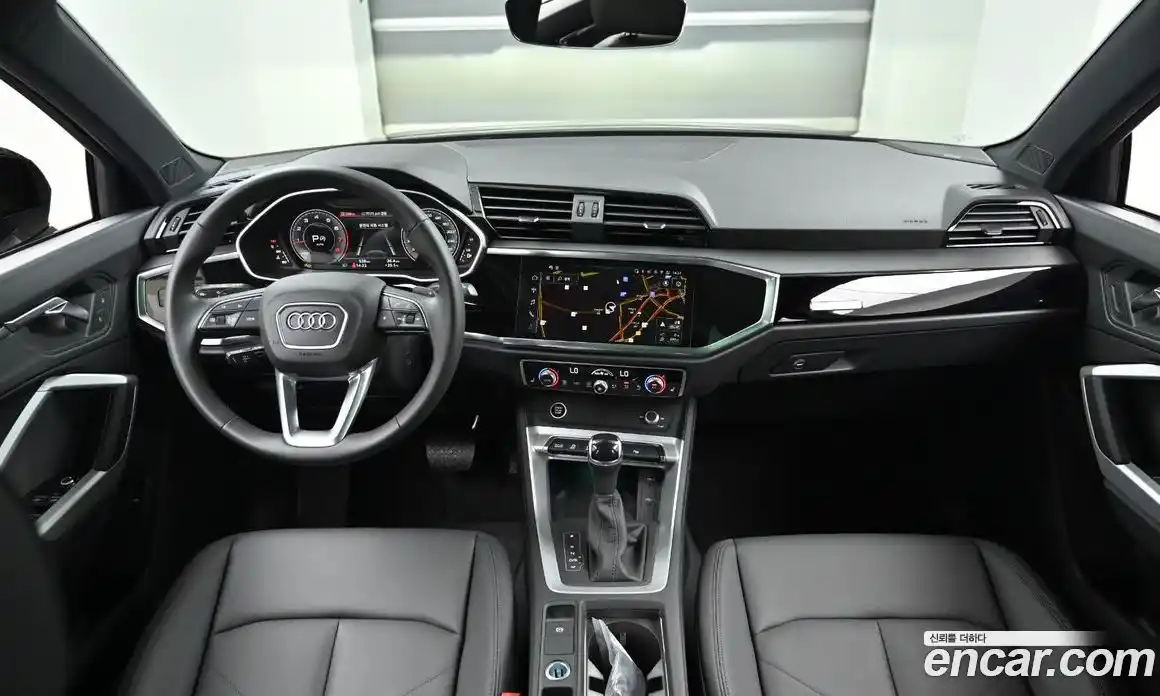 Audi Q3 2025 2.0 автомат (гидро), фото 7