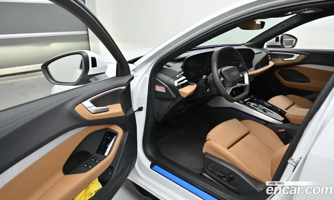 Audi A5 2025 2.0 автомат (гидро), фото 11