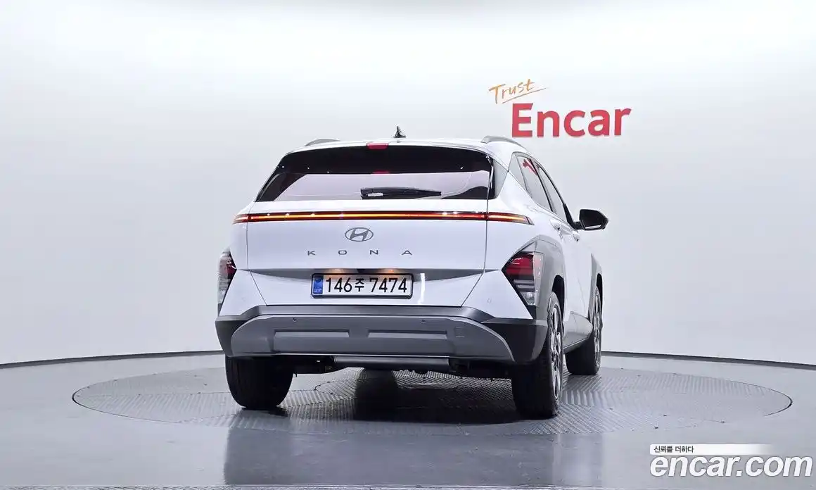 Hyundai Kona 2025 1.6 автомат (гидро), фото 4