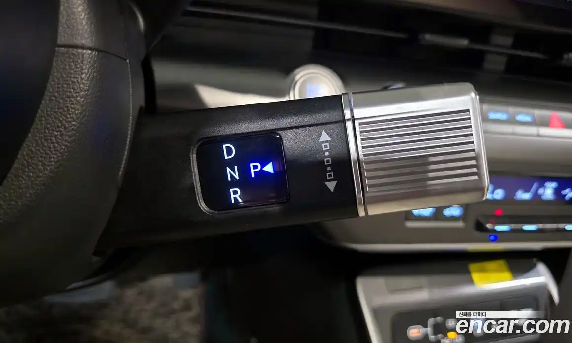 Hyundai Kona 2025 1.6 автомат (гидро), фото 9