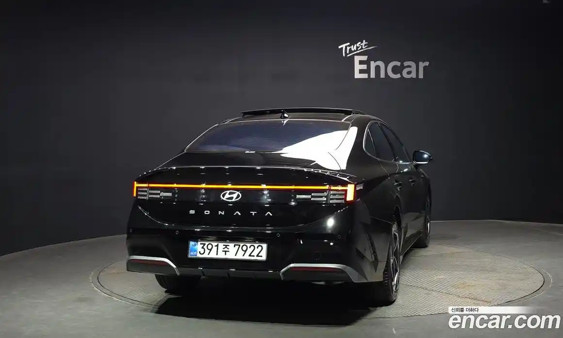 Hyundai Sonata 2025 2.0 автомат (гидро), фото 3