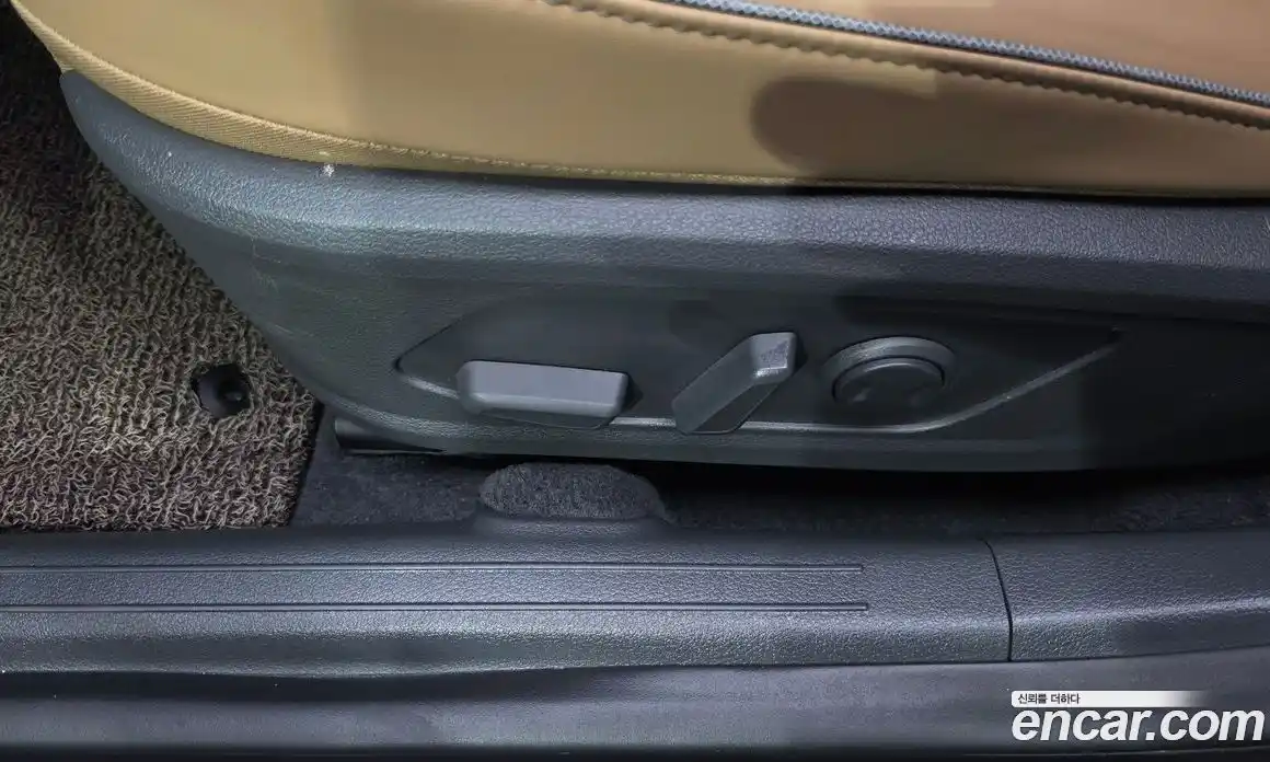 Hyundai Sonata 2025 2.0 автомат (гидро), фото 35