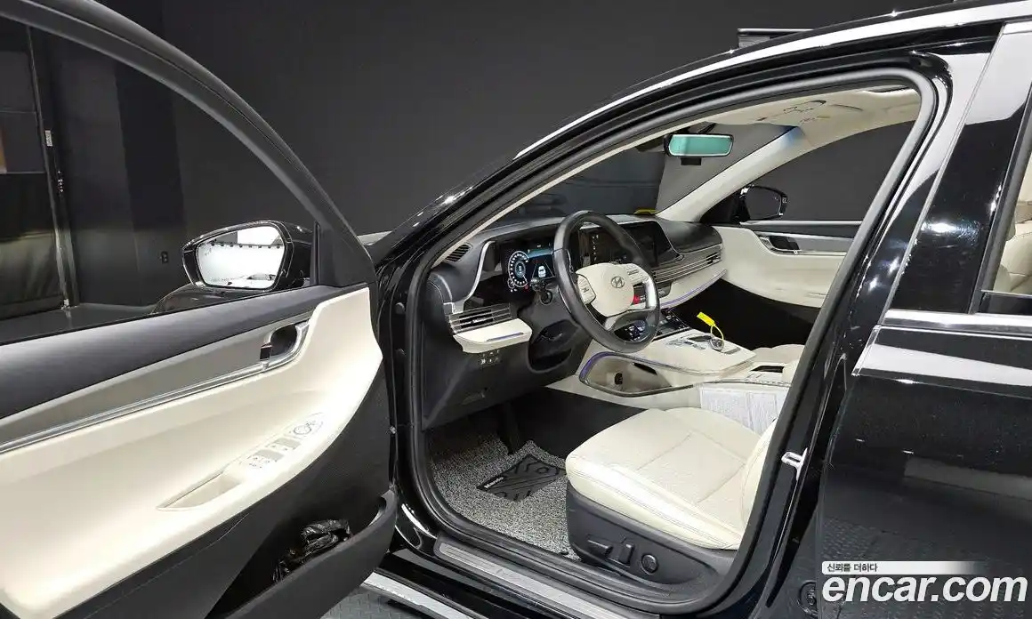 Hyundai Grandeur 2022 2.5 автомат (гидро), фото 13