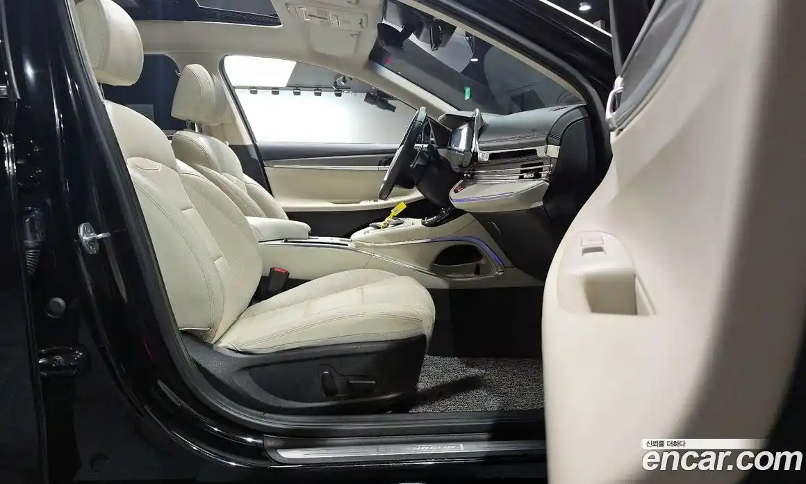 Hyundai Grandeur 2022 2.5 автомат (гидро), фото 16