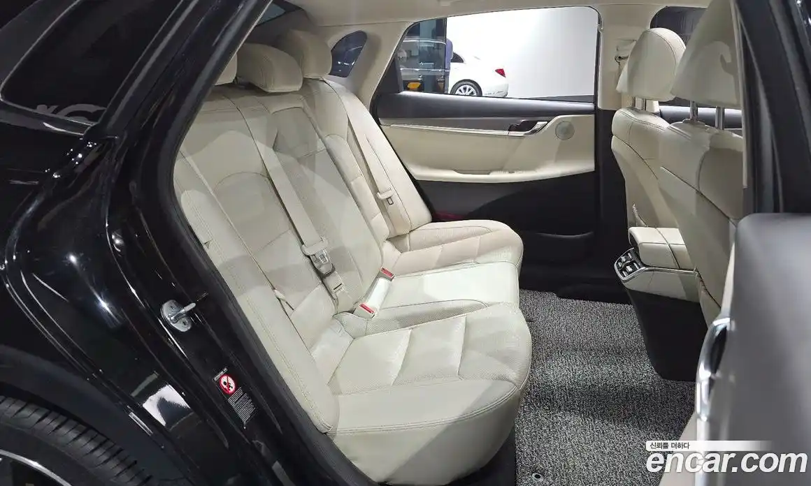 Hyundai Grandeur 2022 2.5 автомат (гидро), фото 17