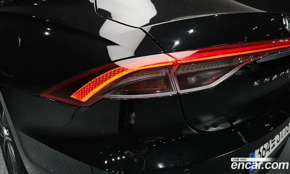 Hyundai Grandeur 2022 2.5 автомат (гидро), фото 9