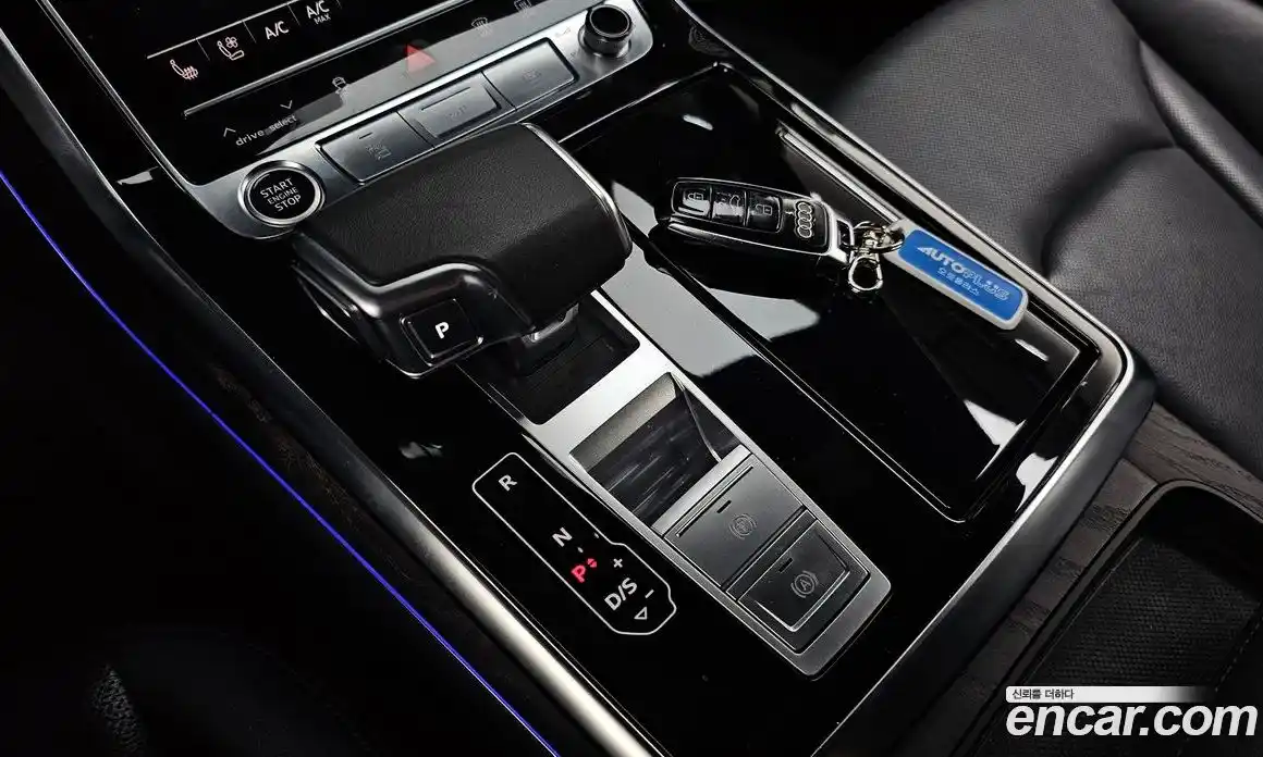 Audi Q7 2022 3.0 автомат (гидро), фото 11