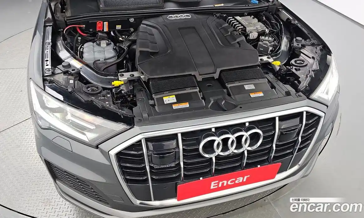 Audi Q7 2022 3.0 автомат (гидро), фото 5