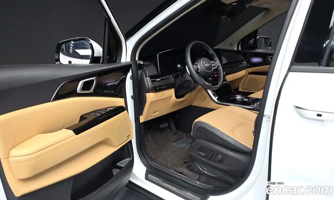 Kia Carnival 2023 3.5 автомат (гидро), фото 10