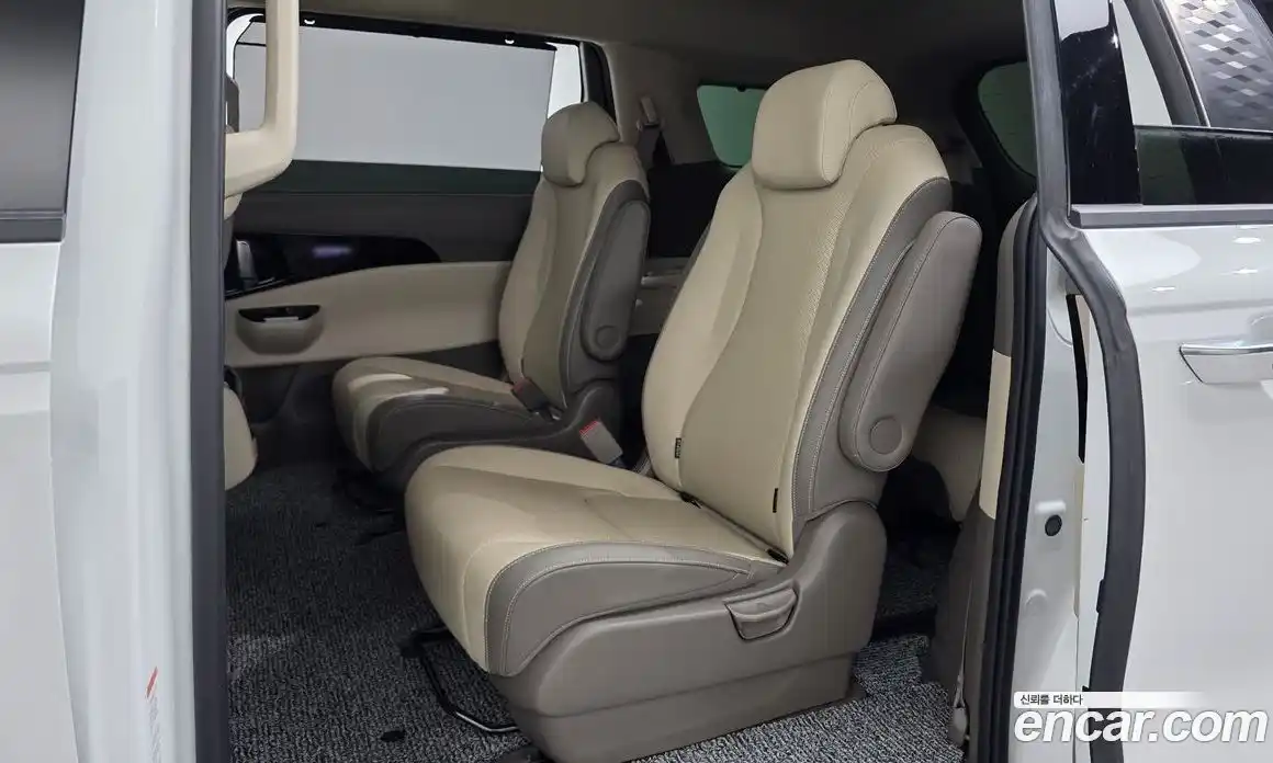 Kia Carnival 2022 3.5 автомат (гидро), фото 17