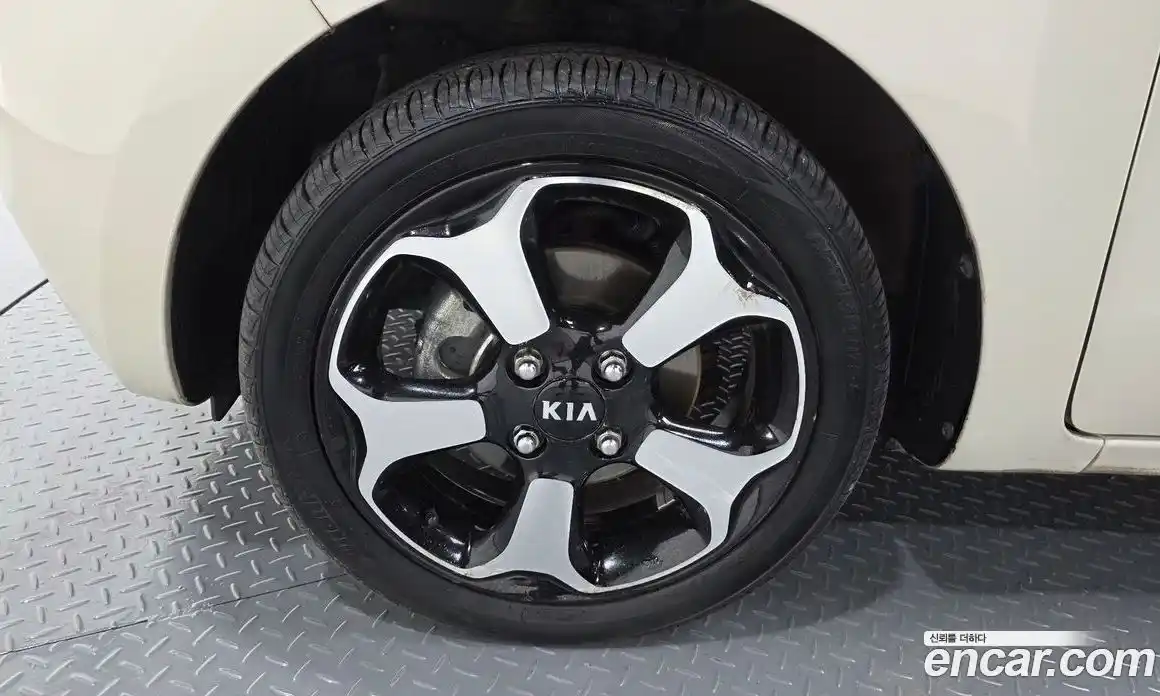 Kia Ray 2014 1.0 автомат (гидро), фото 5