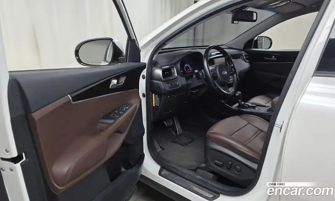 Kia Sorento 2017 2.0 автомат (гидро), фото 13
