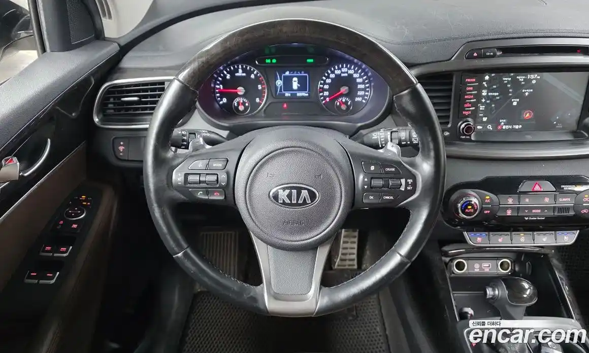 Kia Sorento 2017 2.0 автомат (гидро), фото 20