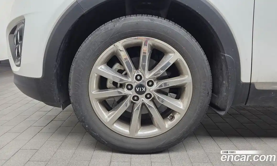 Kia Sorento 2017 2.0 автомат (гидро), фото 5