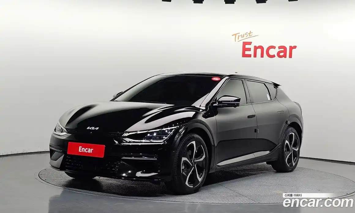 Kia EV6 2024 0.1 автомат (гидро), фото 1