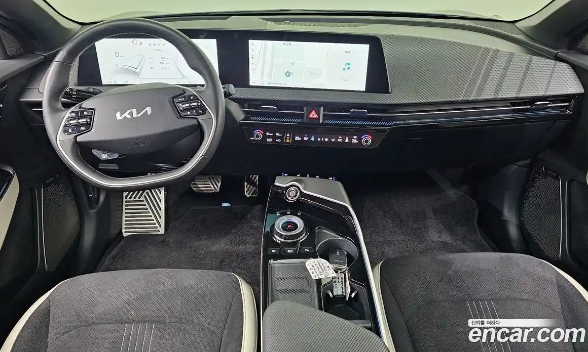 Kia EV6 2024 0.1 автомат (гидро), фото 10