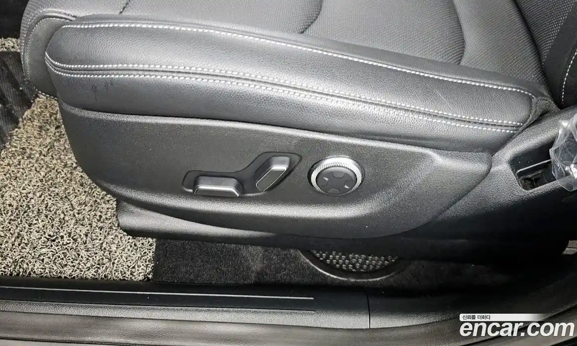 Genesis GV70 2021 2.2 автомат (гидро), фото 31