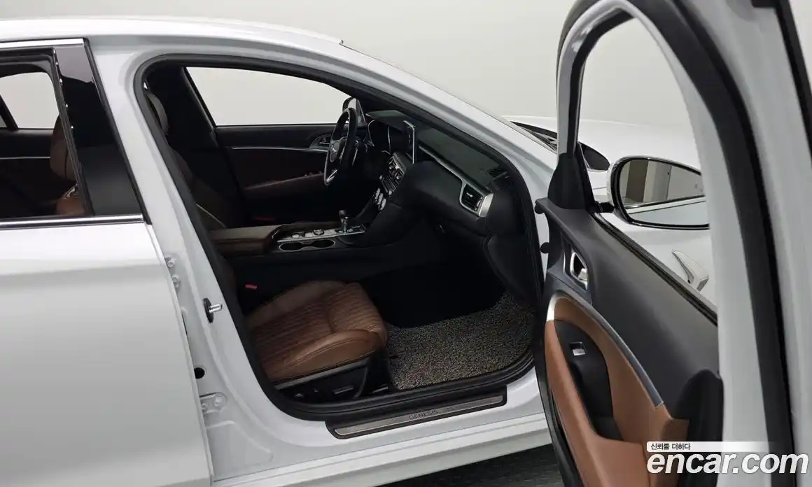 Genesis G70 2019 2.0 автомат (гидро), фото 16