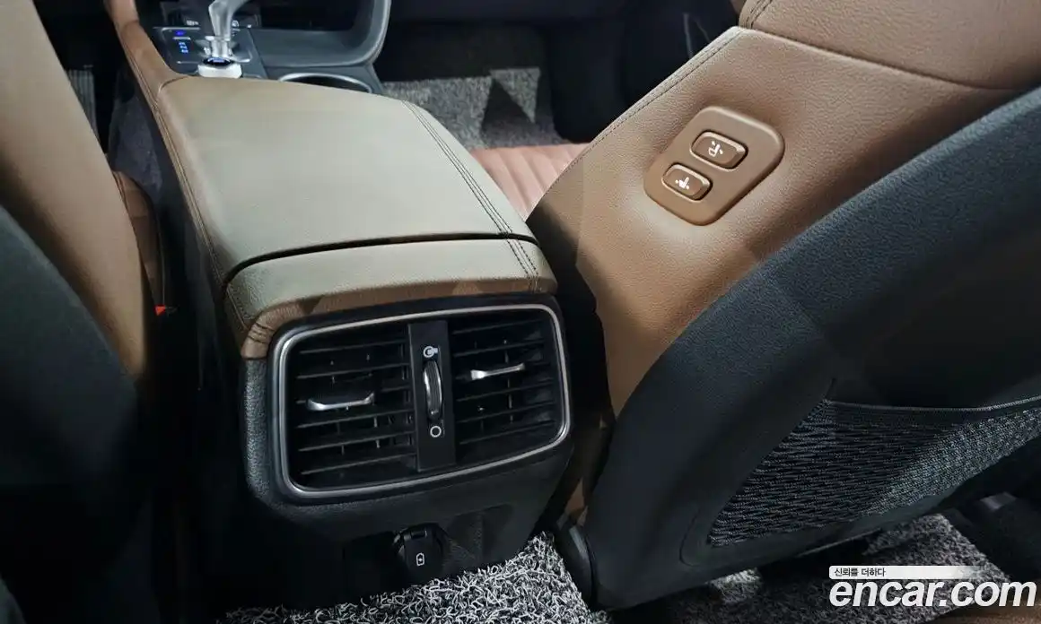 Genesis G70 2019 2.0 автомат (гидро), фото 31