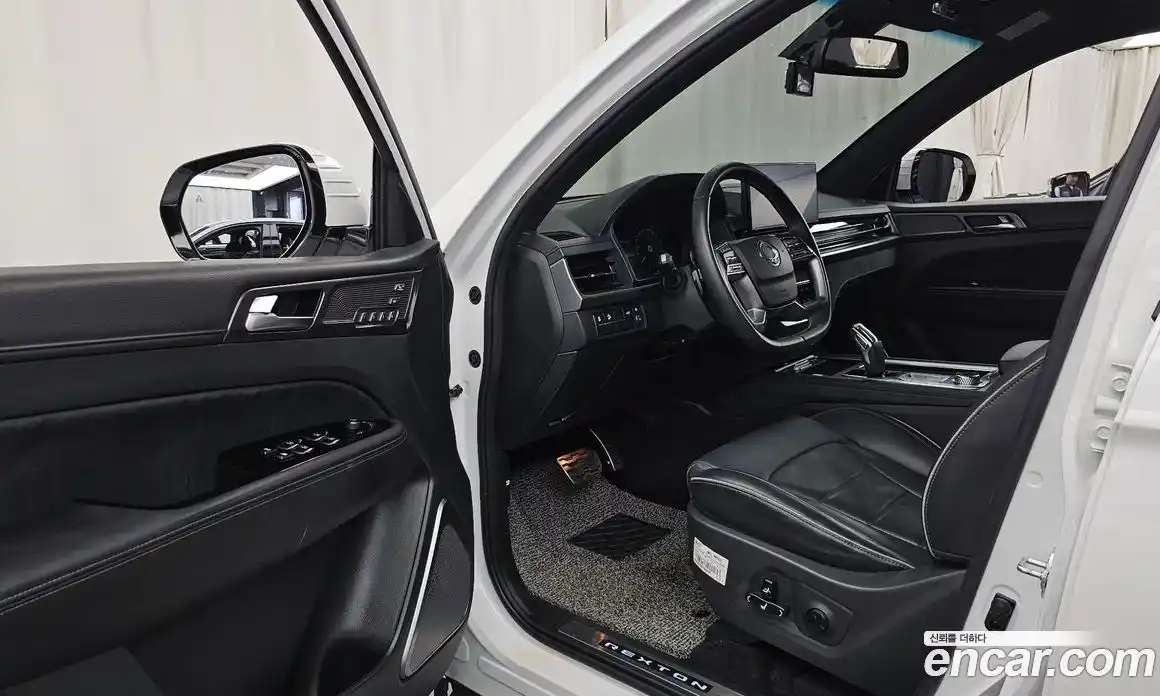 SsangYong Rexton 2023 2.2 автомат (гидро), фото 13