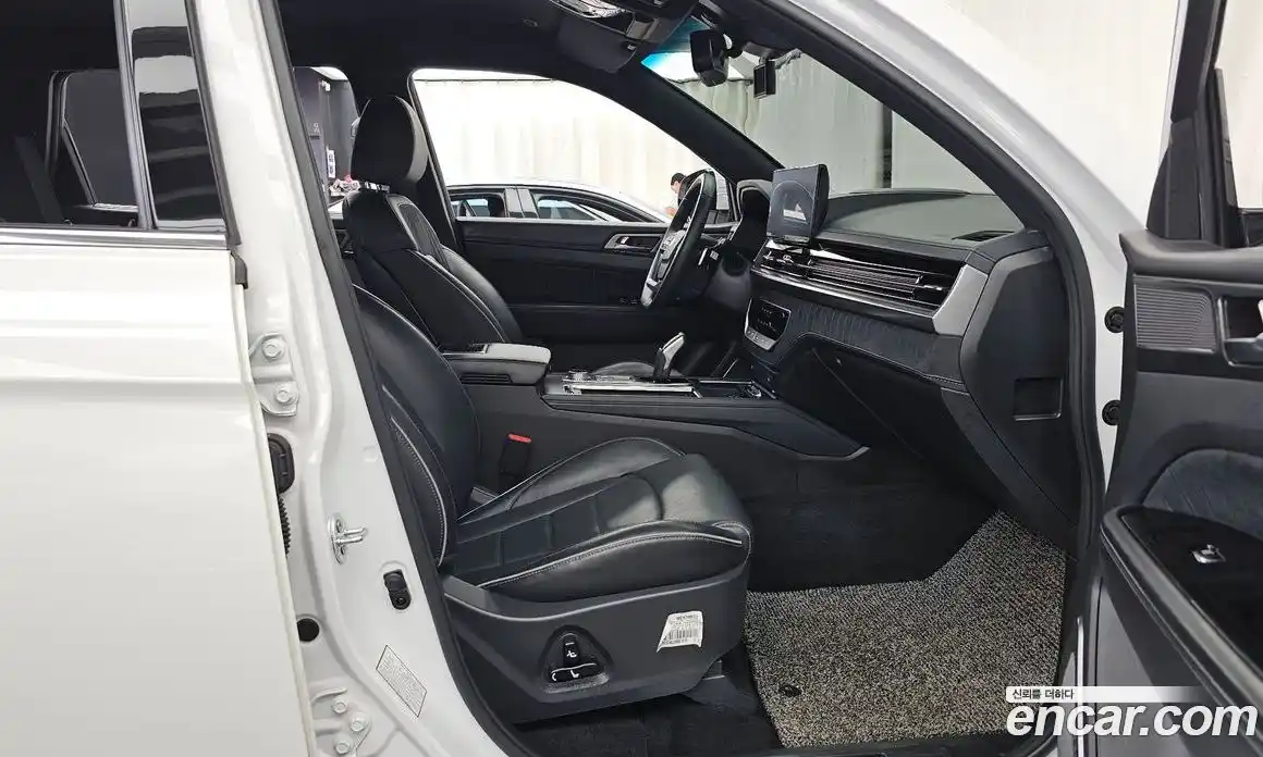 SsangYong Rexton 2023 2.2 автомат (гидро), фото 17