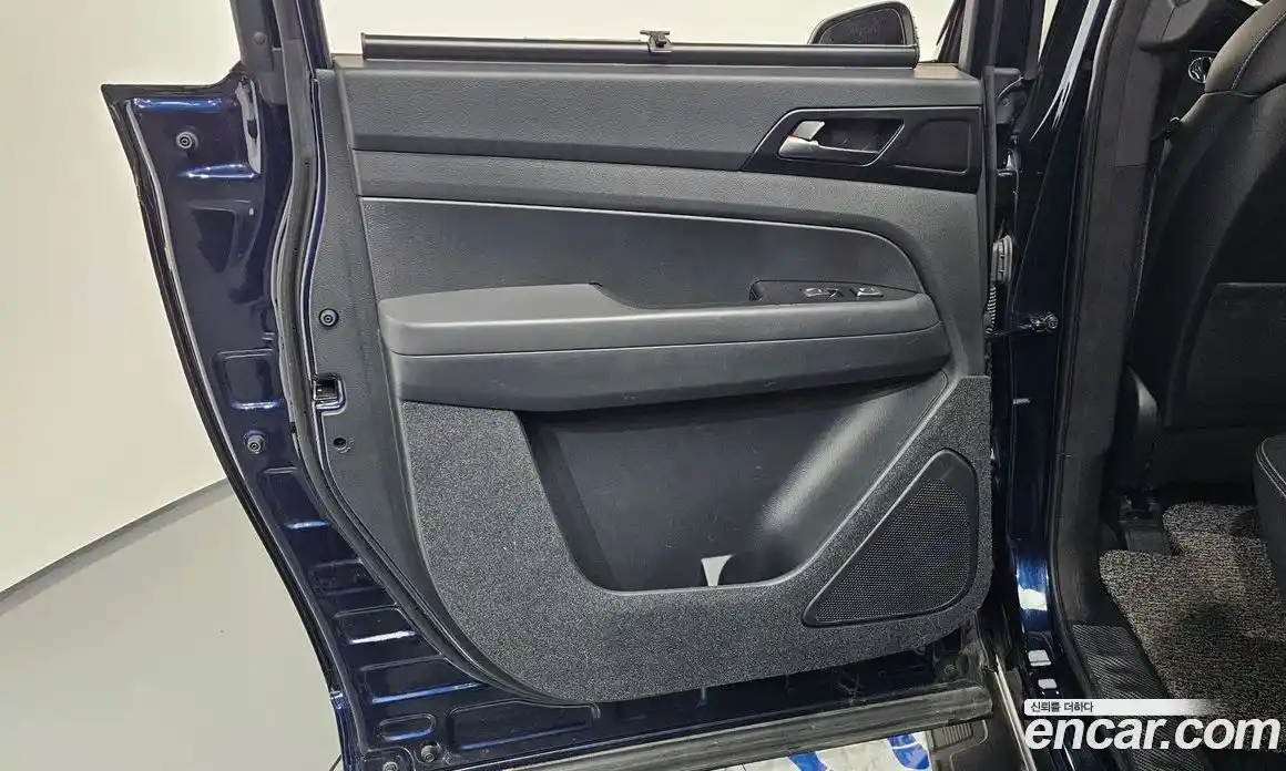 SsangYong Rexton 2020 2.2 автомат (гидро), фото 15