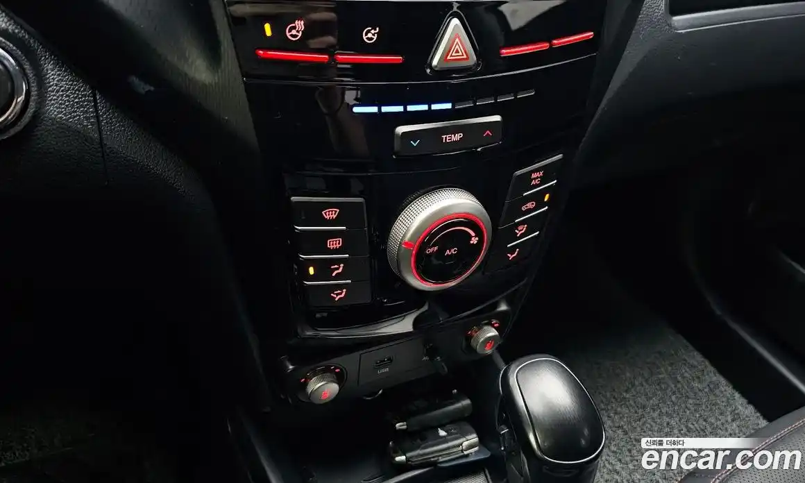 SsangYong TIBOLI 2017 1.6 автомат (гидро), фото 21
