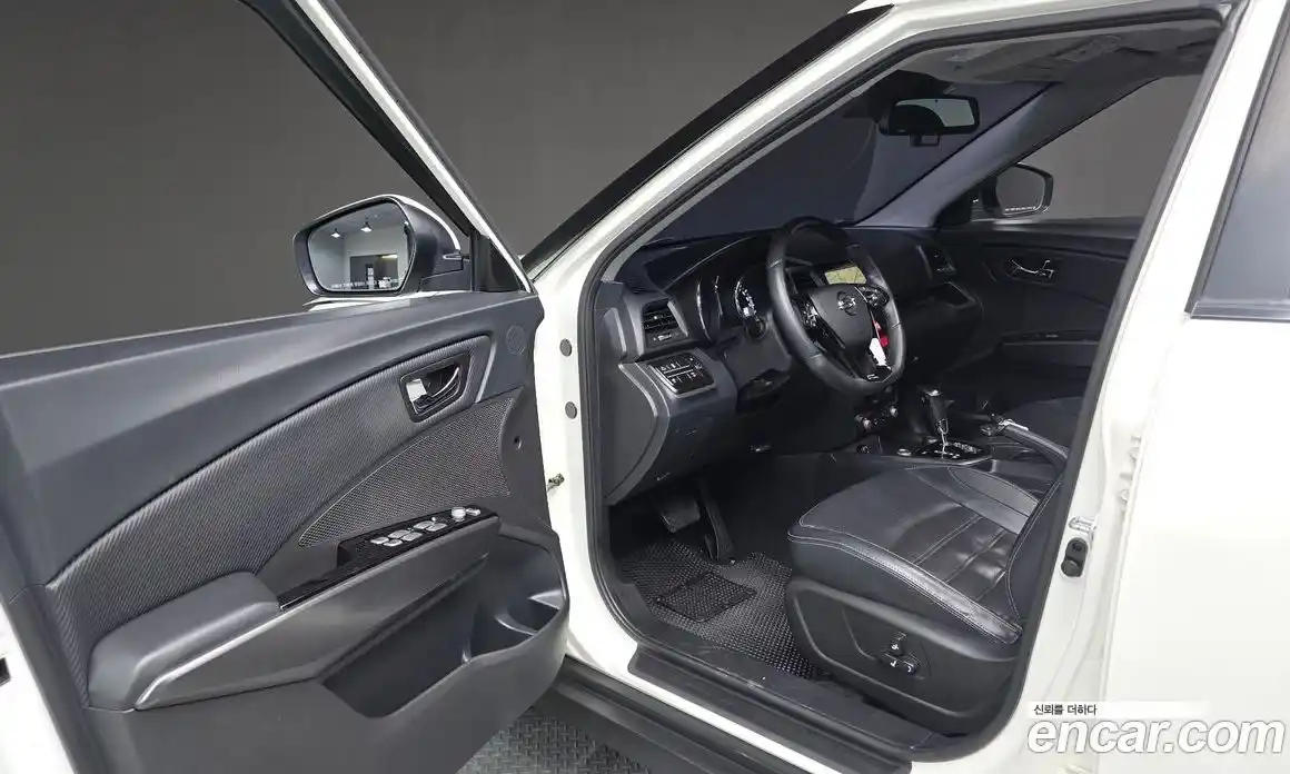 SsangYong TIBOLI 2016 1.6 автомат (гидро), фото 18
