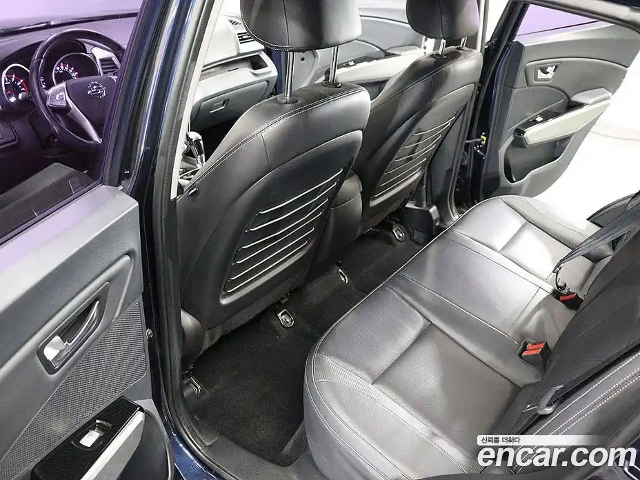 SsangYong TIBOLI 2015 1.6 автомат (гидро), фото 17