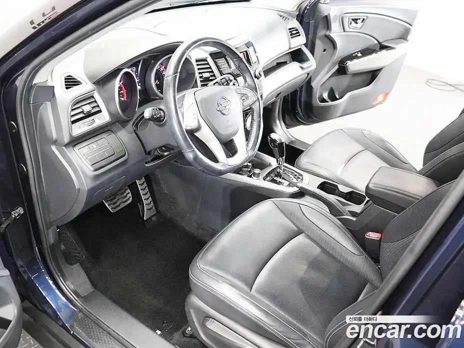SsangYong TIBOLI 2015 1.6 автомат (гидро), фото 18
