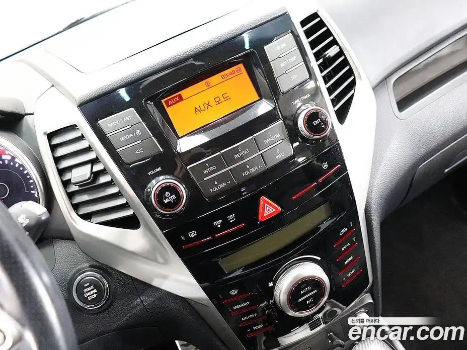 SsangYong TIBOLI 2015 1.6 автомат (гидро), фото 7