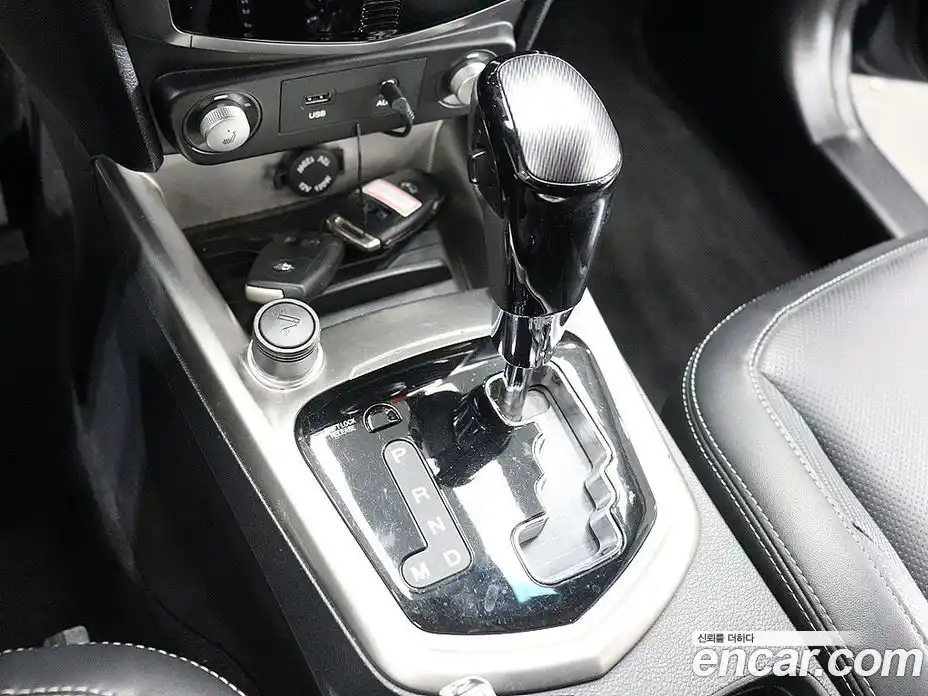 SsangYong TIBOLI 2015 1.6 автомат (гидро), фото 8