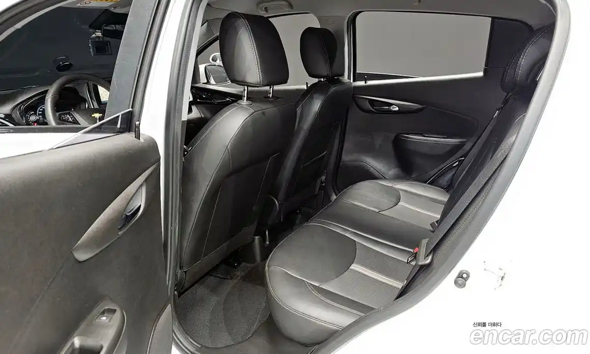 Chevrolet Spark 2019 1.0 автомат (гидро), фото 11