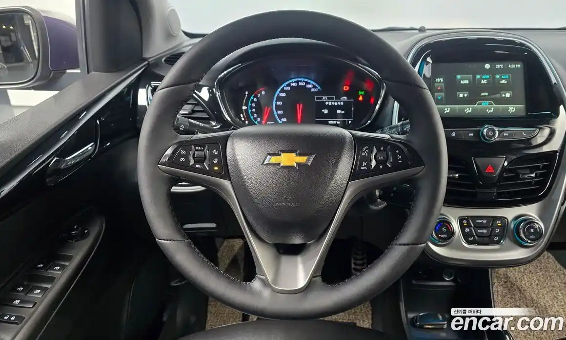 Chevrolet Spark 2016 1.0 автомат (гидро), фото 13
