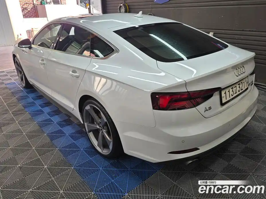 Audi A5 2019 2.0 автомат (гидро), фото 19