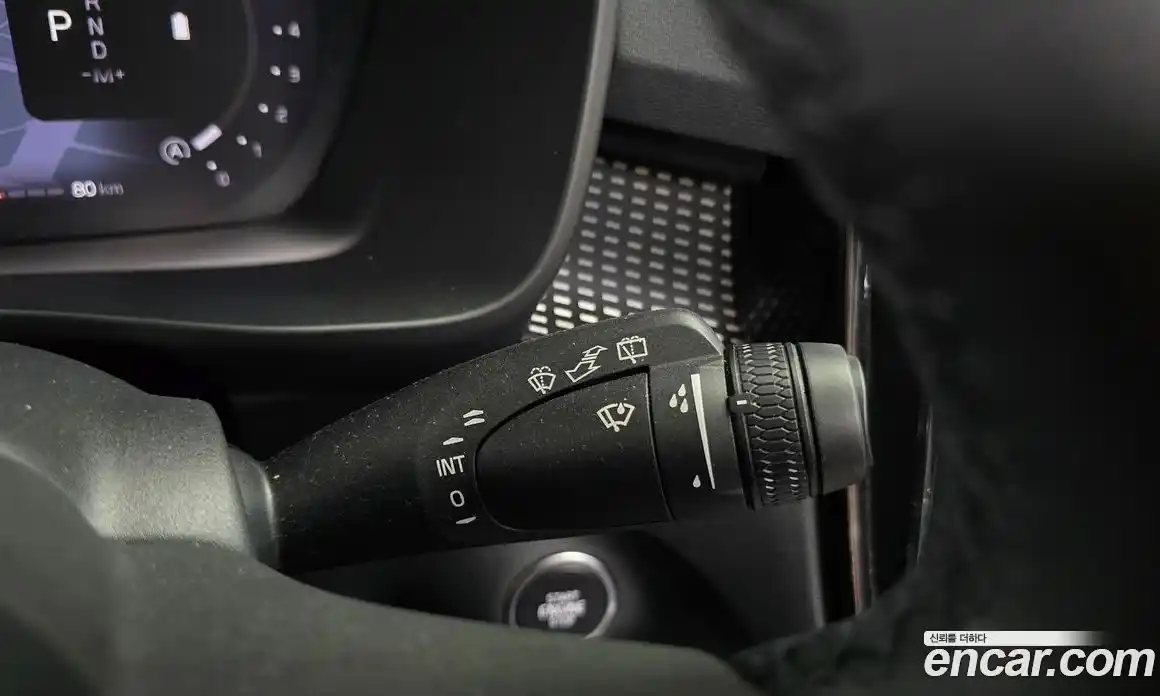 Volvo XC40 2024 2.0 автомат (гидро), фото 23