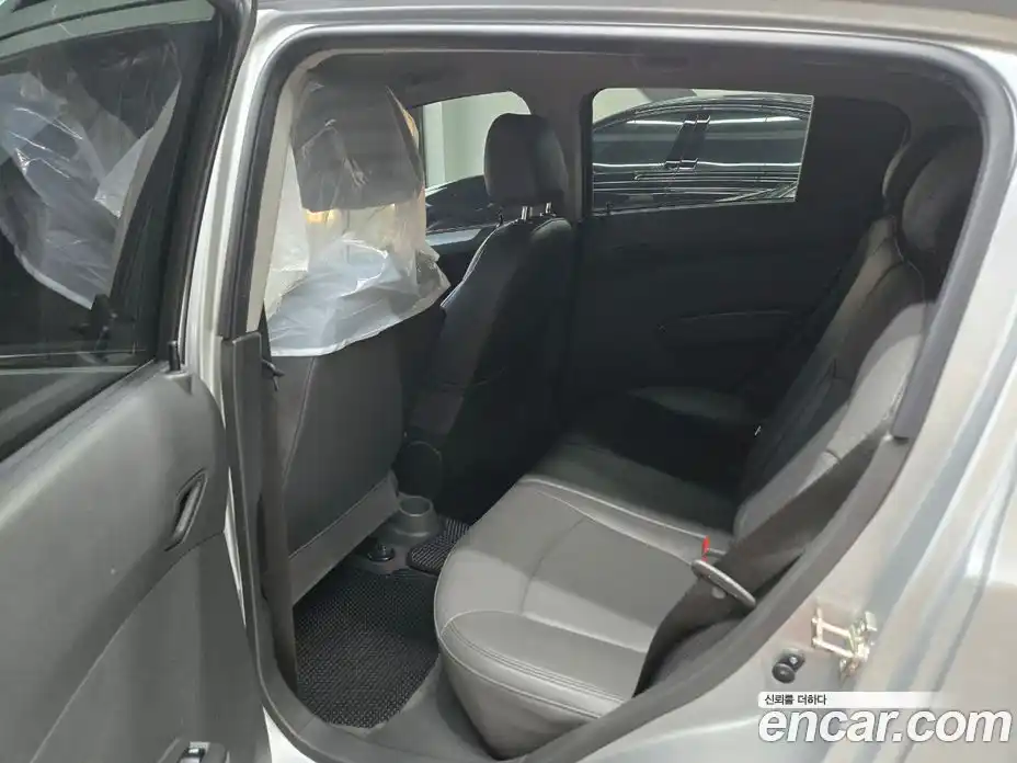 Chevrolet Spark 2013 1.0 автомат (гидро), фото 6