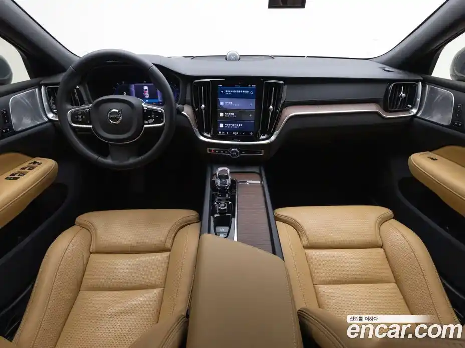 Volvo S60 2023 2.0 автомат (гидро), фото 7