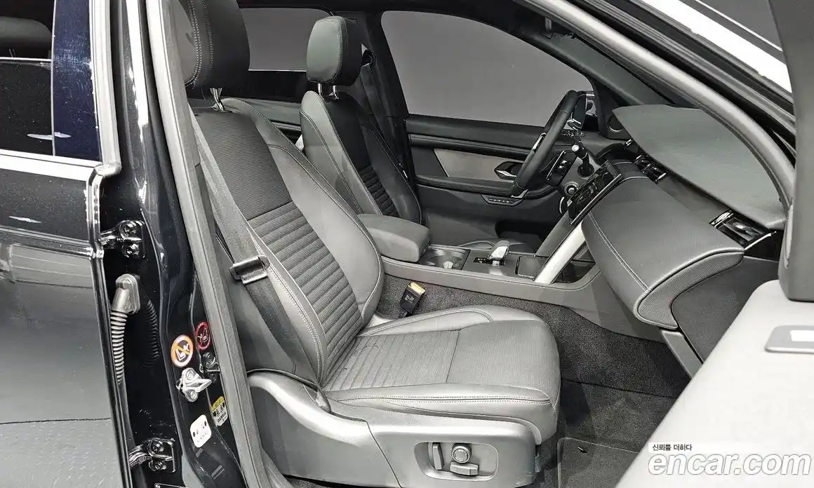 Land Rover Discovery Sport 2025 2.0 автомат (гидро), фото 11