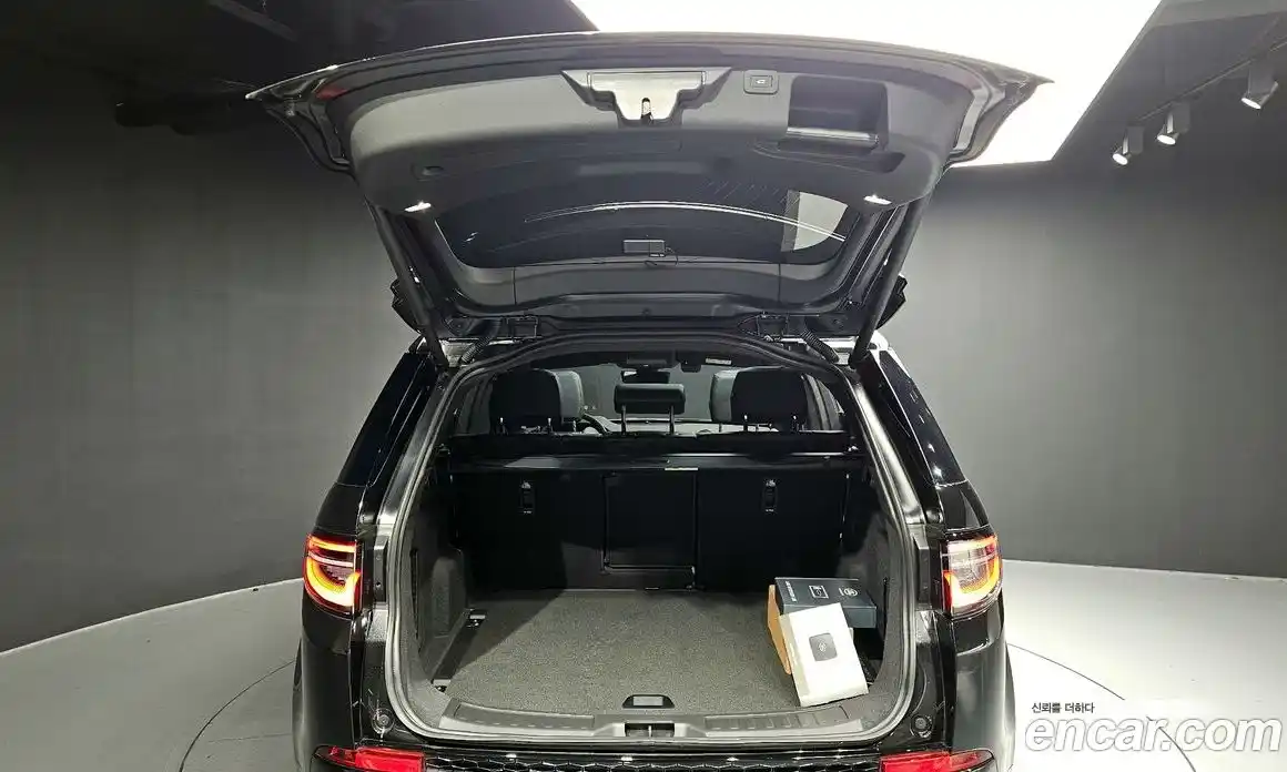 Land Rover Discovery Sport 2025 2.0 автомат (гидро), фото 20