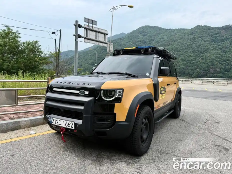 Land Rover Defender 2021 3.0 автомат (гидро), фото 1