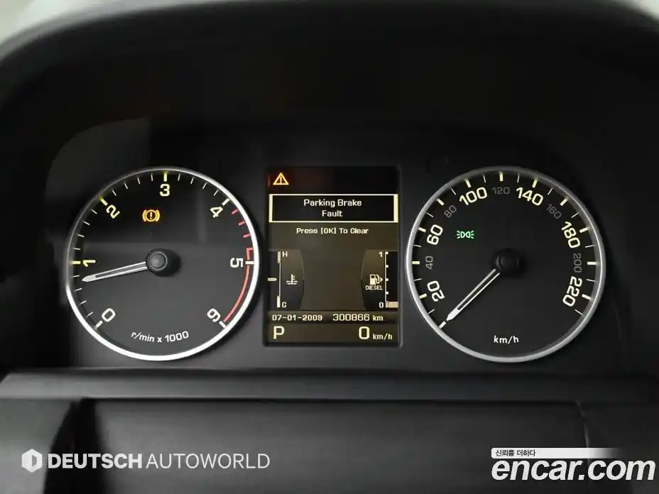 Land Rover Discovery 2011 3.0 автомат (гидро), фото 8
