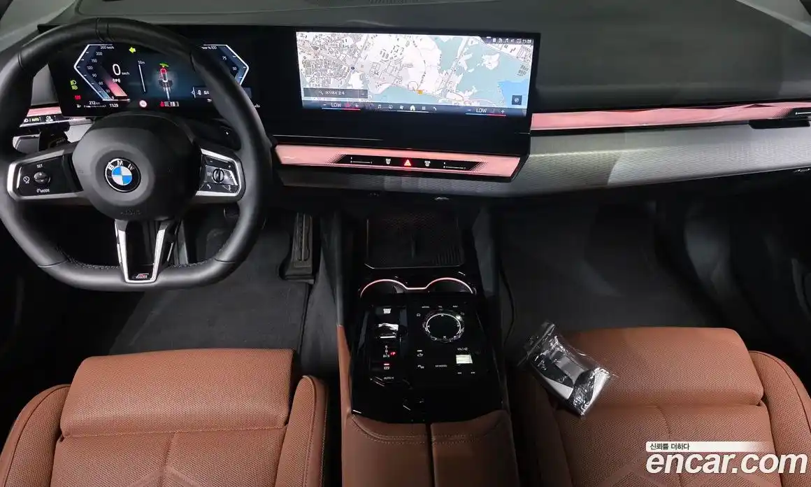 BMW 5 серия 2025 2.0 автомат (гидро), фото 10